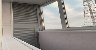Холодное остекление балкона Михайловка цена от 8219 руб. м/п. за 50 часов